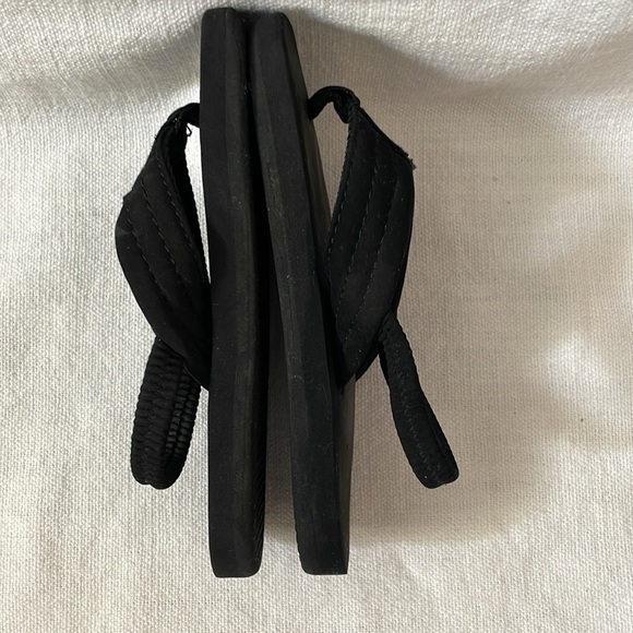 Rainbow Flip Flops with back strap toddler size 9/10 - Picture 4 of 11